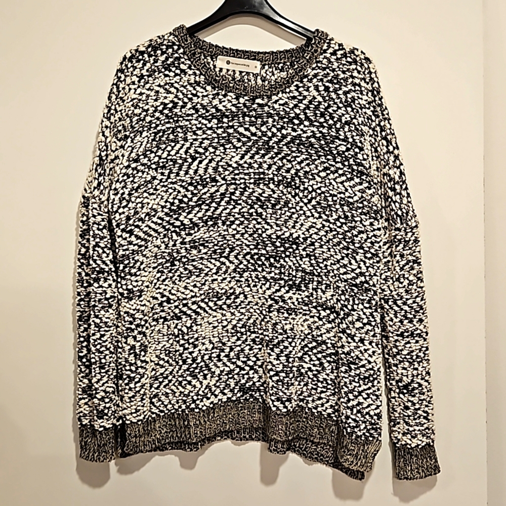 The Impeccable Pig oversized textured popcorn type black white Med.side slits - Picture 1 of 7